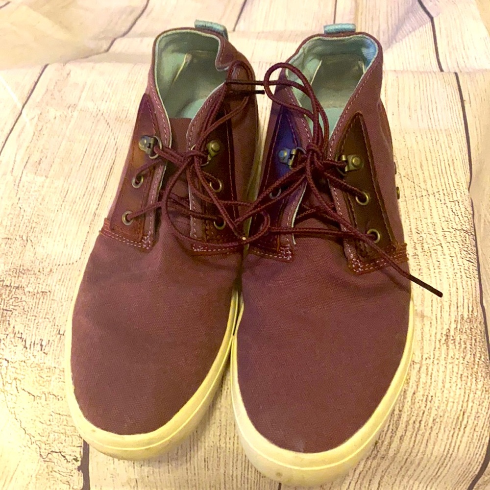 Timberland  high top sneakers  purple-ish size 9.5